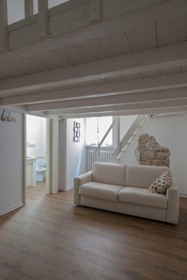 New Loft In The Heart Of Bologna 2 Leilighet Eksteriør bilde